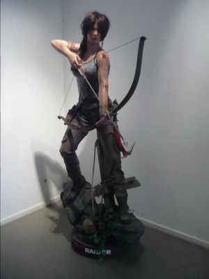 Lara Croft est aussi sexy en statue taille "réelle".